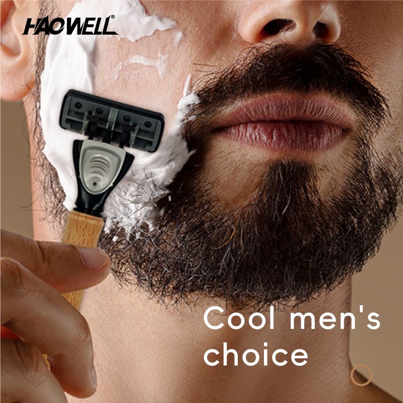 5 Blade Men's Razor With 1 Wood Handle And 13 Refills